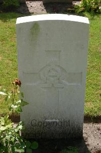 Dozinghem Military Cemetery - Kelly, J